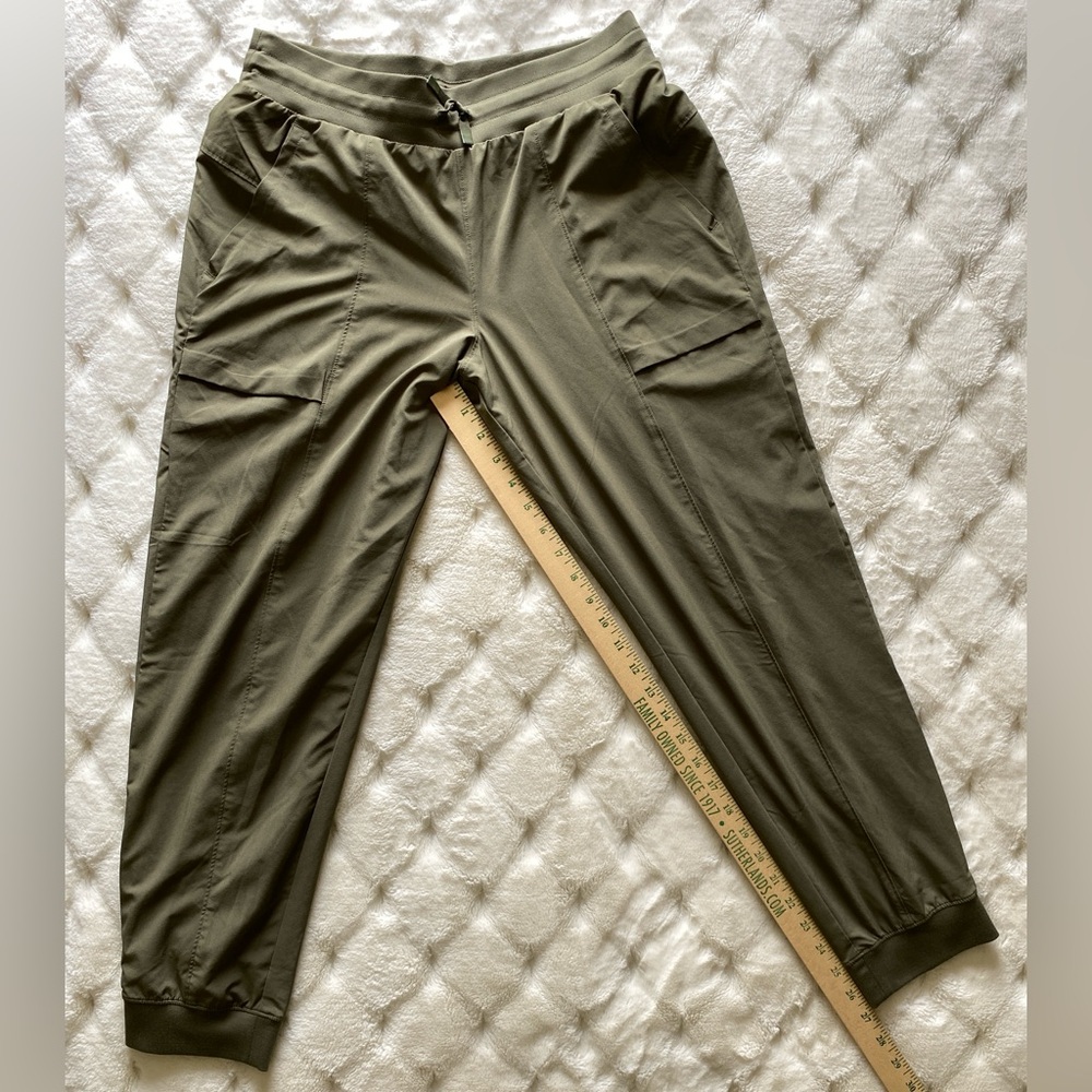 all in motion joggers, green, S-M